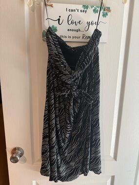 Express Black Dress with Silver Wave Print and Knot Front
